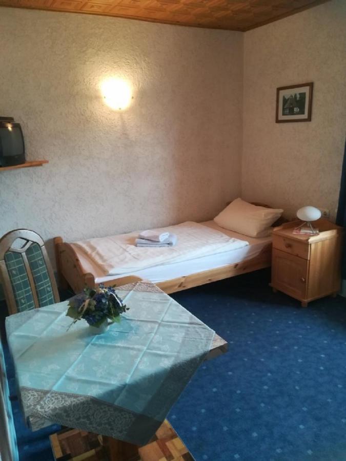 Reit- Und Ferienhof Emstal Fritzlar Eksteriør bilde